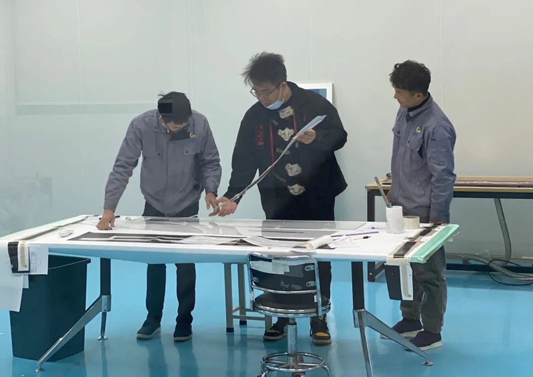 高烯品質(zhì)部的小伙伴們嚴謹?shù)倪M行初檢工作